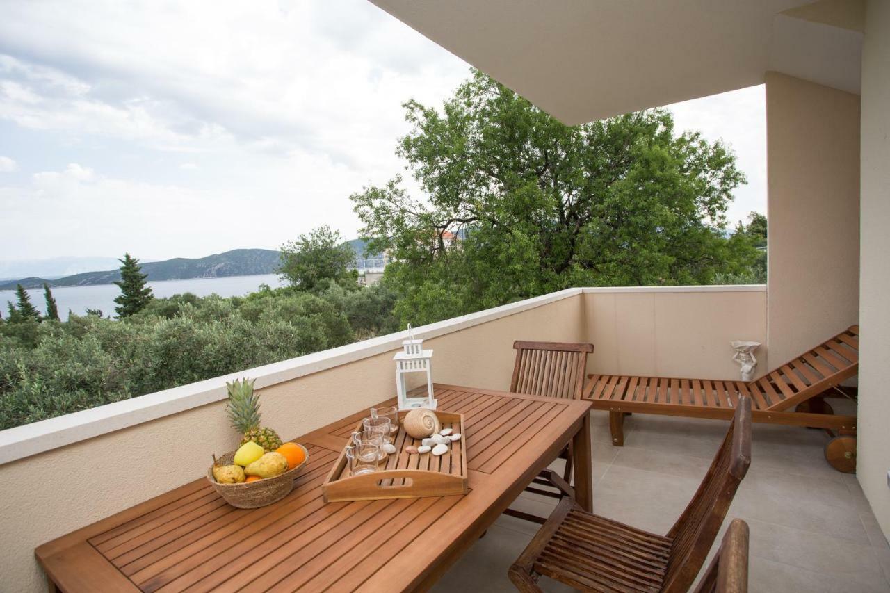 Captain'S Apartment Рачище Екстер'єр фото